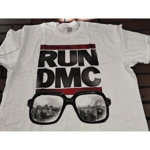 RUN DMC - 2020 Glasses NYC Distressed Licensed White T-shirt ~Never Worn~ 2XL